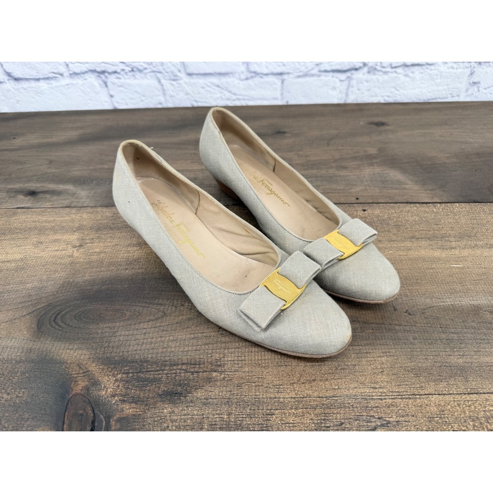 Salvatore Ferragamo Vara Bow Ballet Flats Women's Beige Linen Size 9 Designer